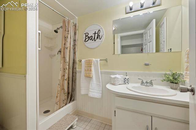 425 Columbine Street