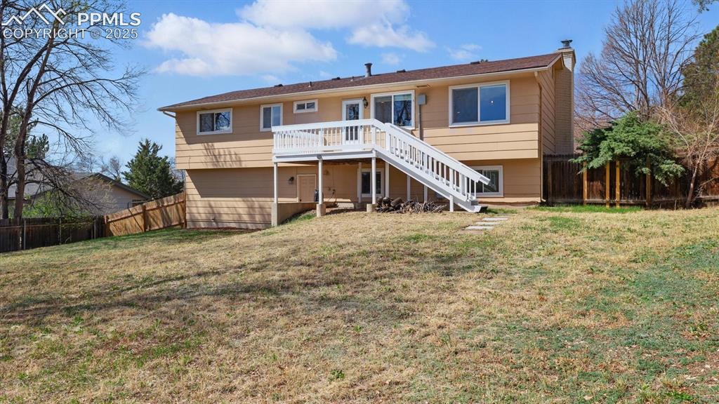 2607 Penacho Circle