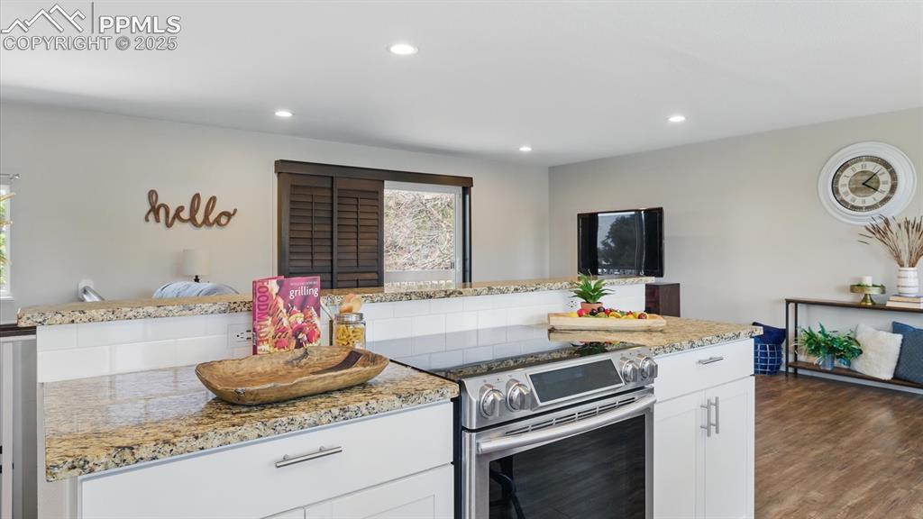 2607 Penacho Circle