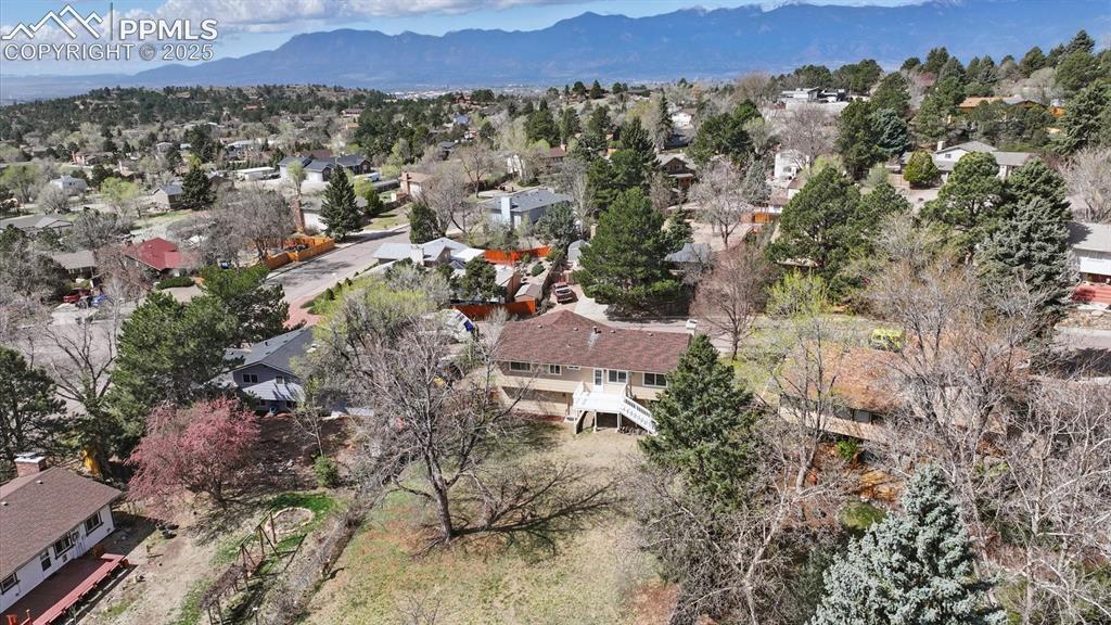 2607 Penacho Circle