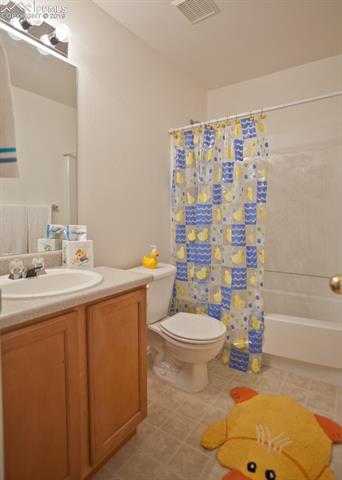 4852 Saddle Ridge Drive