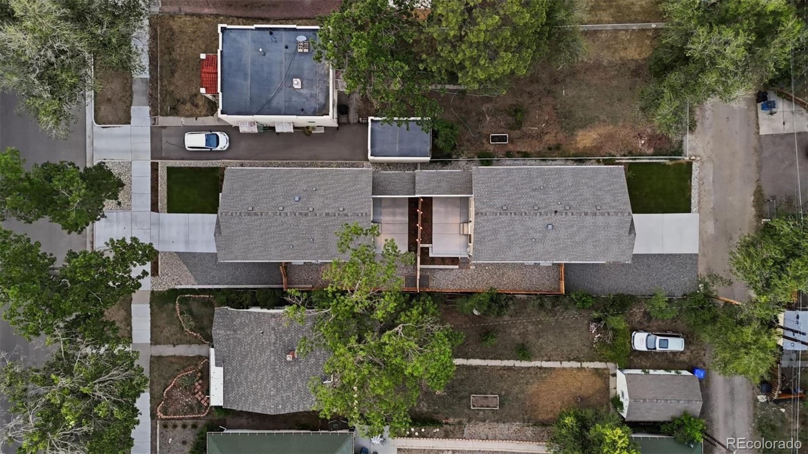 1217 Custer Avenue