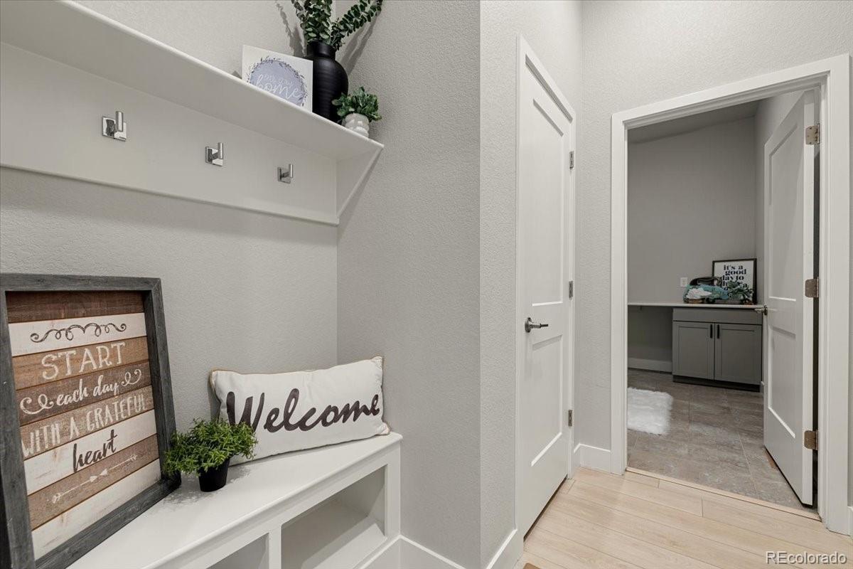 6735 Enclave Vista Loop