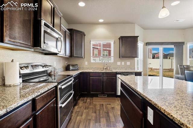 8591 Dry Needle Place