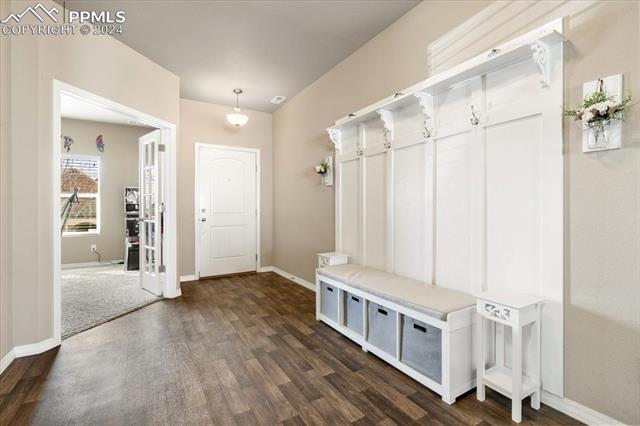 8591 Dry Needle Place