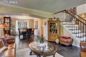 1530 Windwood Court