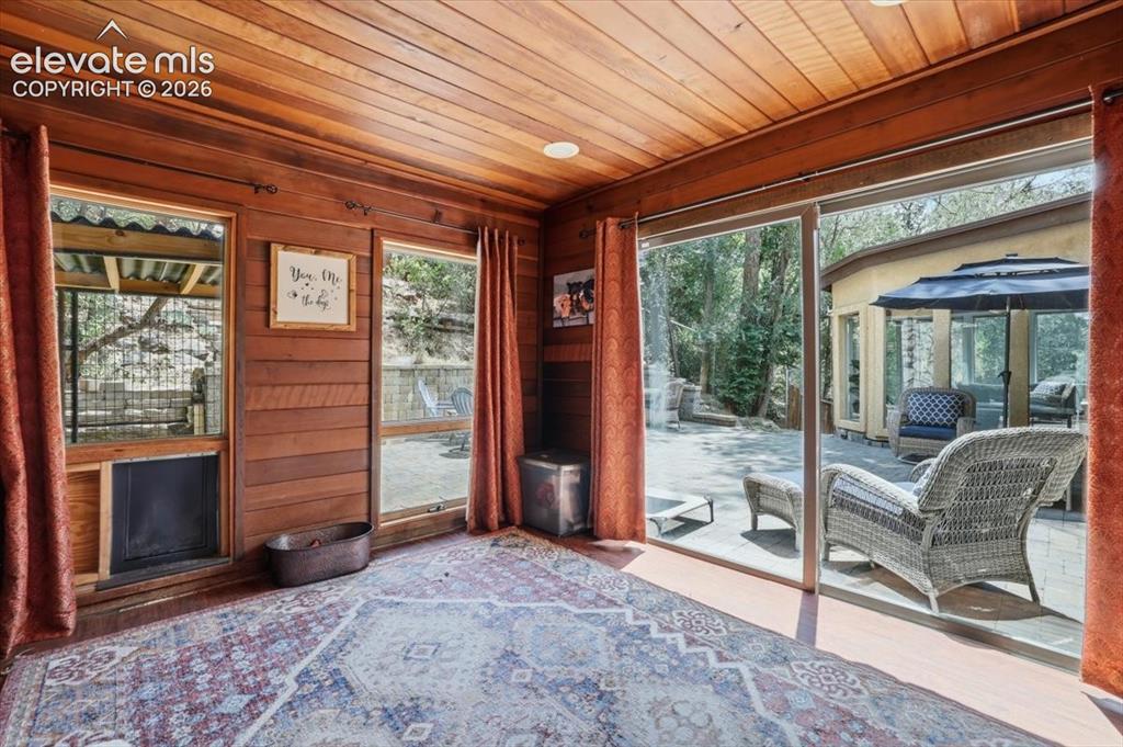 803 Panorama Drive