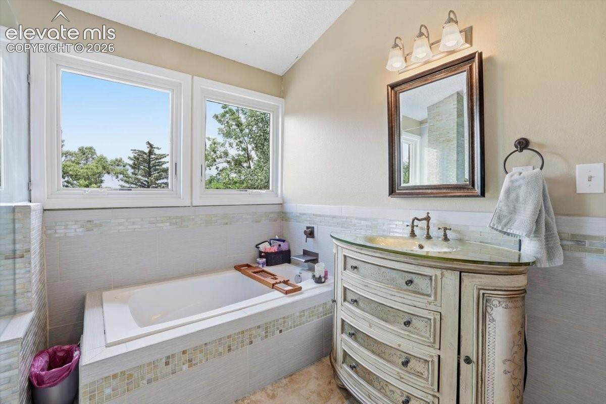 803 Panorama Drive