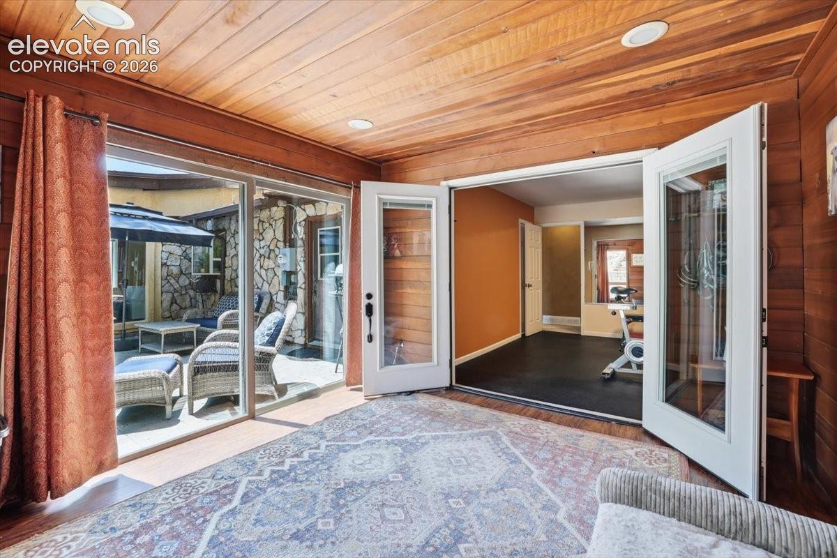 803 Panorama Drive