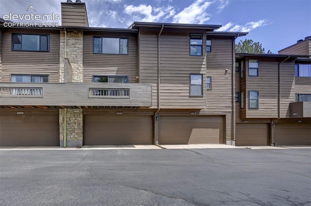1016 Moorings Drive