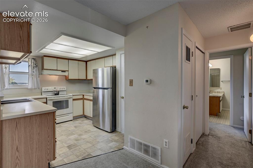 1016 Moorings Drive