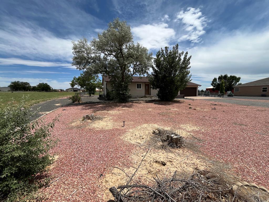 644 S Avenida Del Oro E