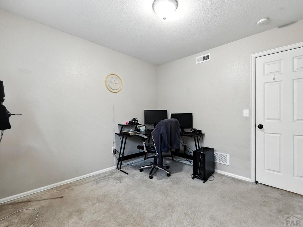 5040 Sage St.