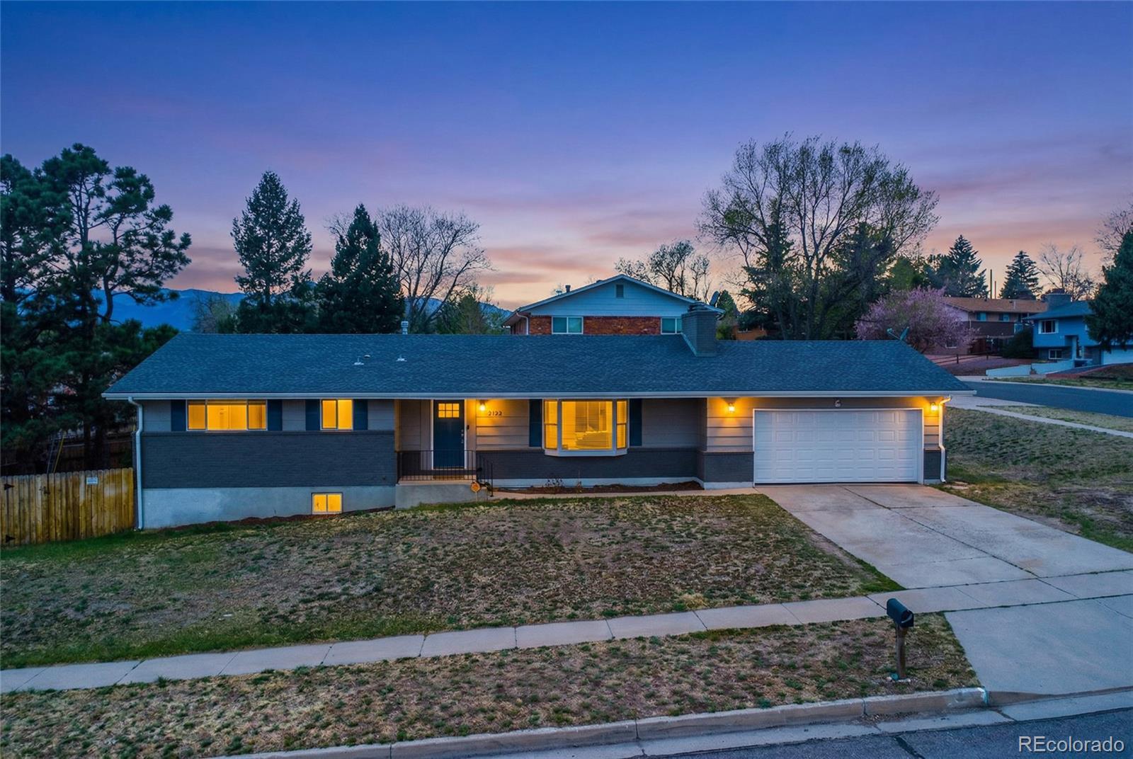 2122 Sussex Lane