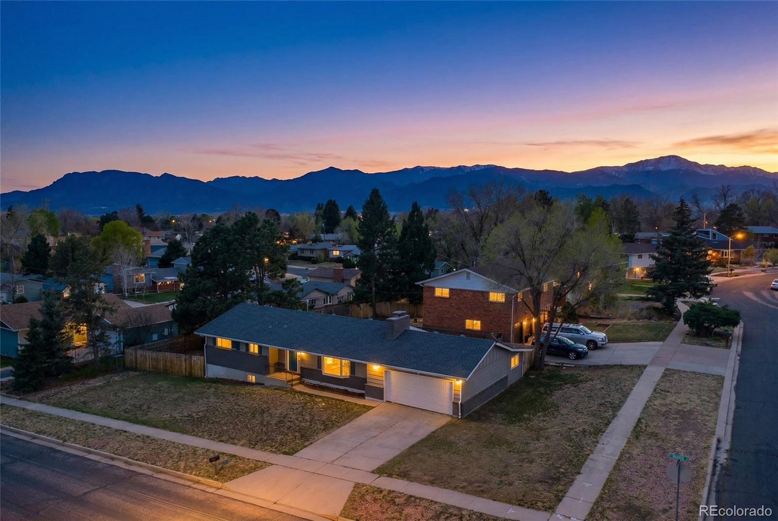 2122 Sussex Lane