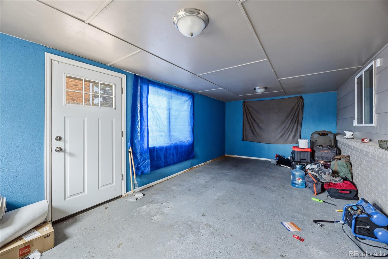 2122 Sussex Lane