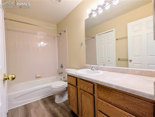 2132 Reminiscent Circle