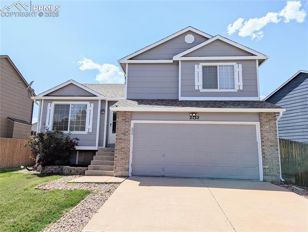 2132 Reminiscent Circle