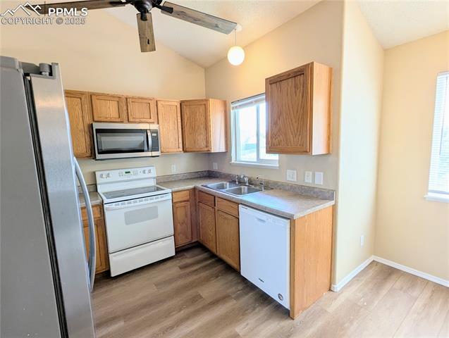 2132 Reminiscent Circle