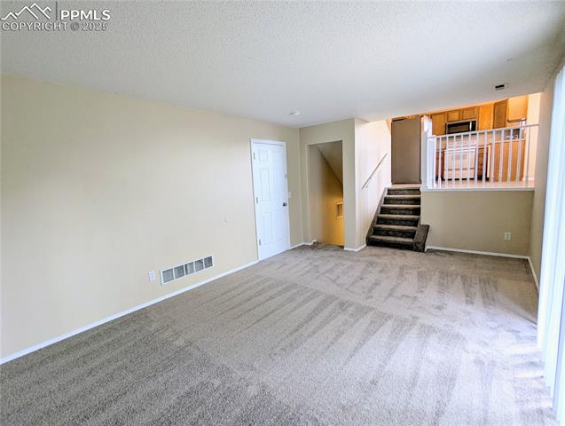 2132 Reminiscent Circle