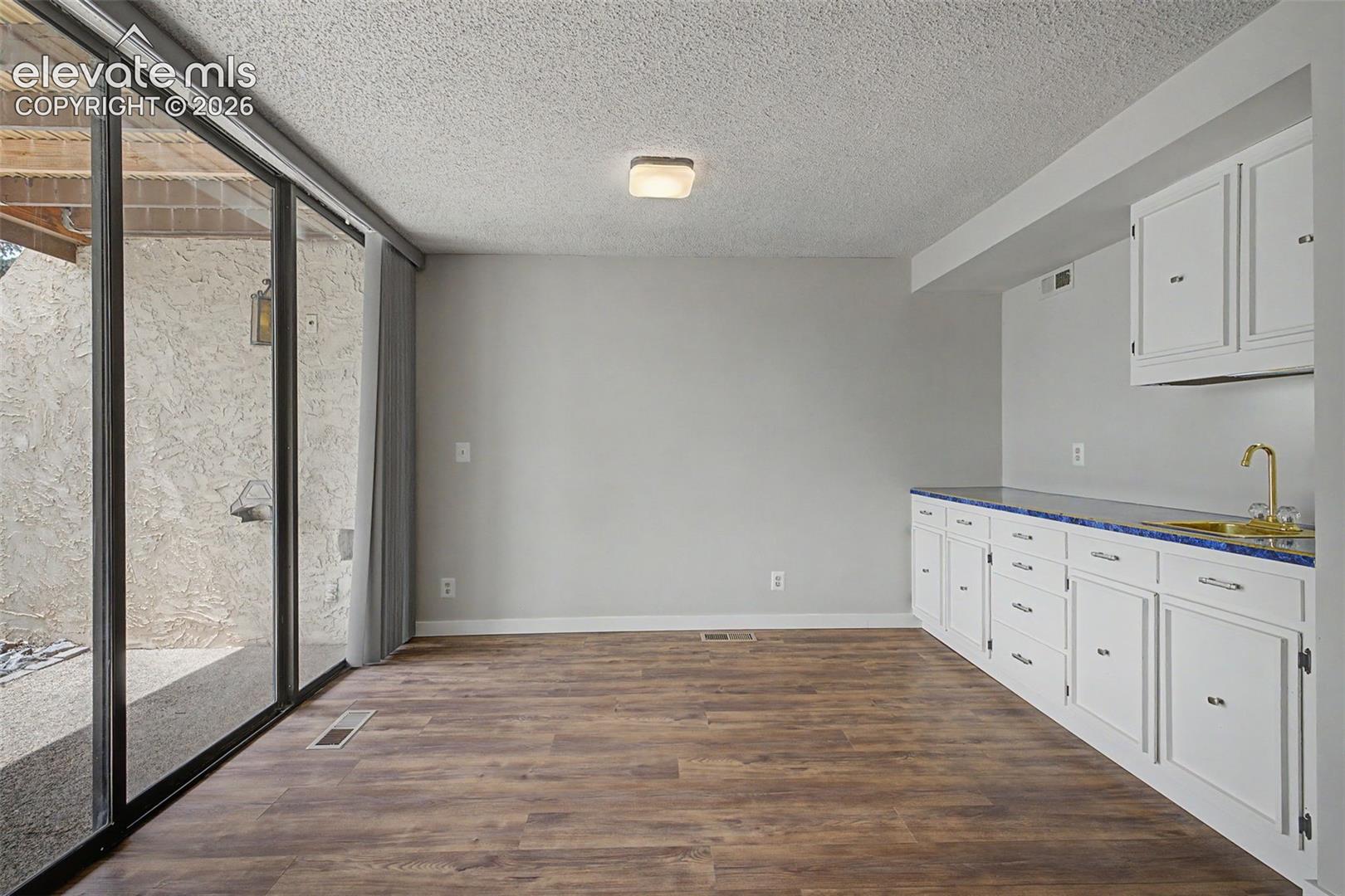 14420 Club Villa Drive Unit: B
