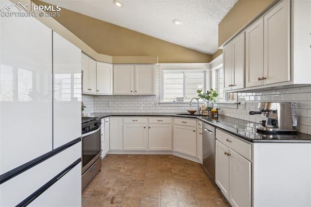 6065 Wheatgrass Drive