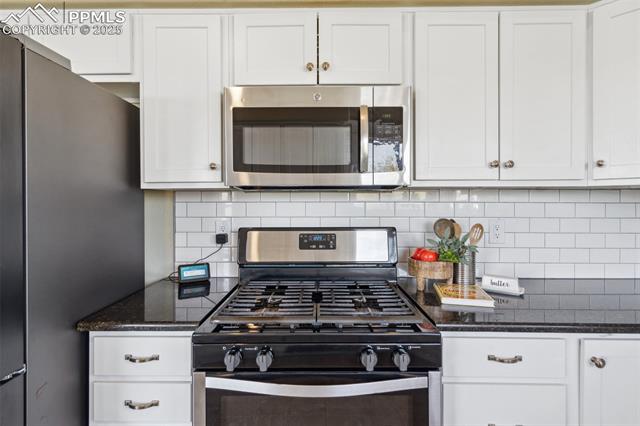 6065 Wheatgrass Drive