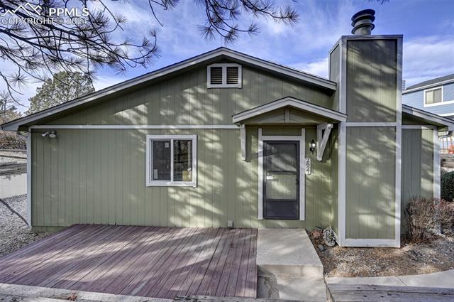 2827 Hearthwood Lane