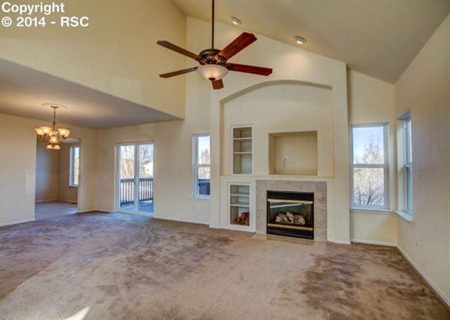 985 Ridgebury Place