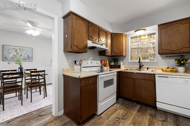 2902 Airport Road 203