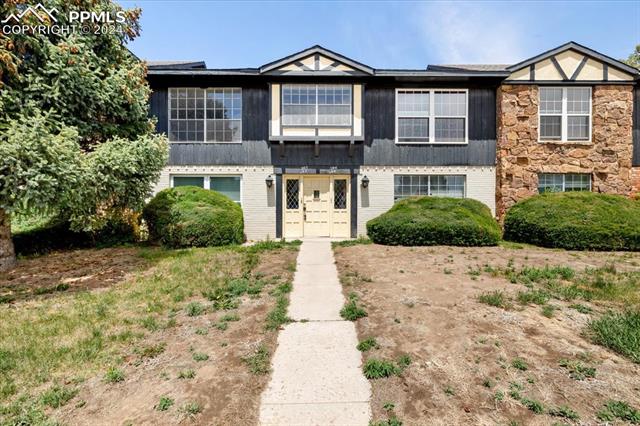 2902 Airport Road 203