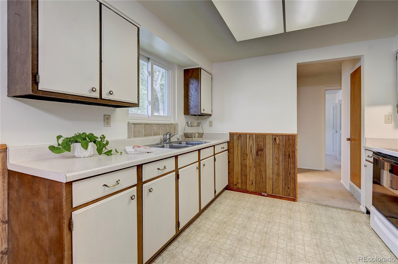 7205 Metropolitan Street