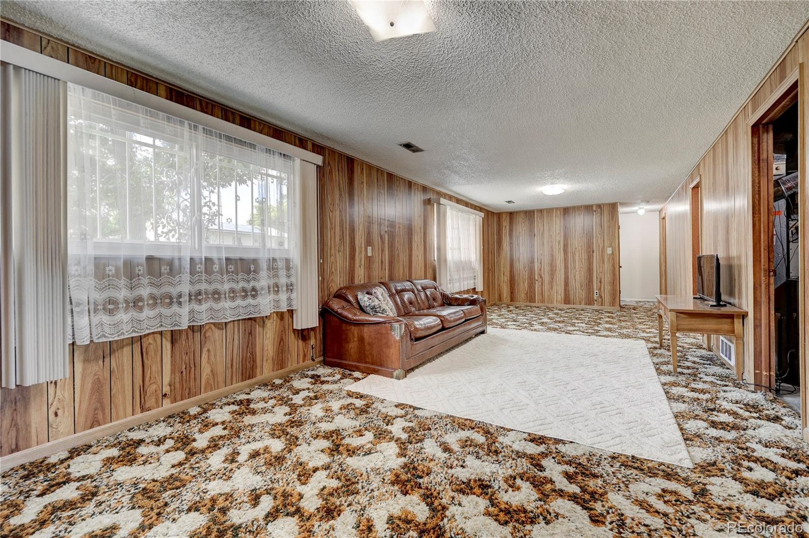 7205 Metropolitan Street