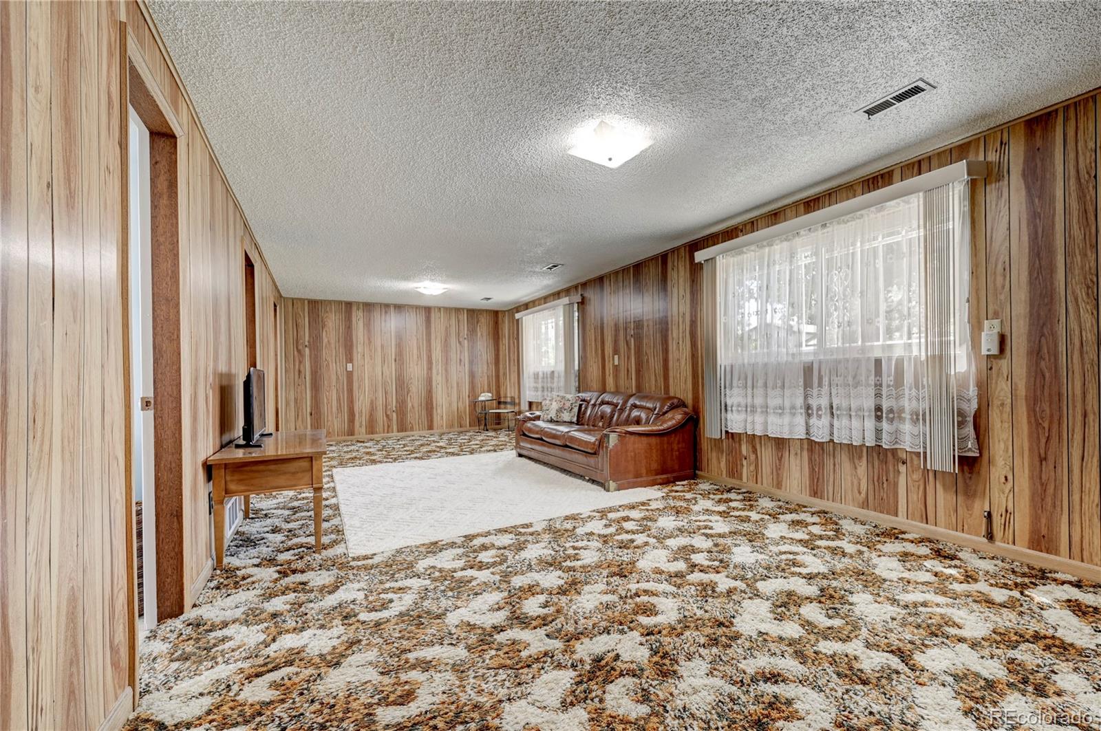 7205 Metropolitan Street