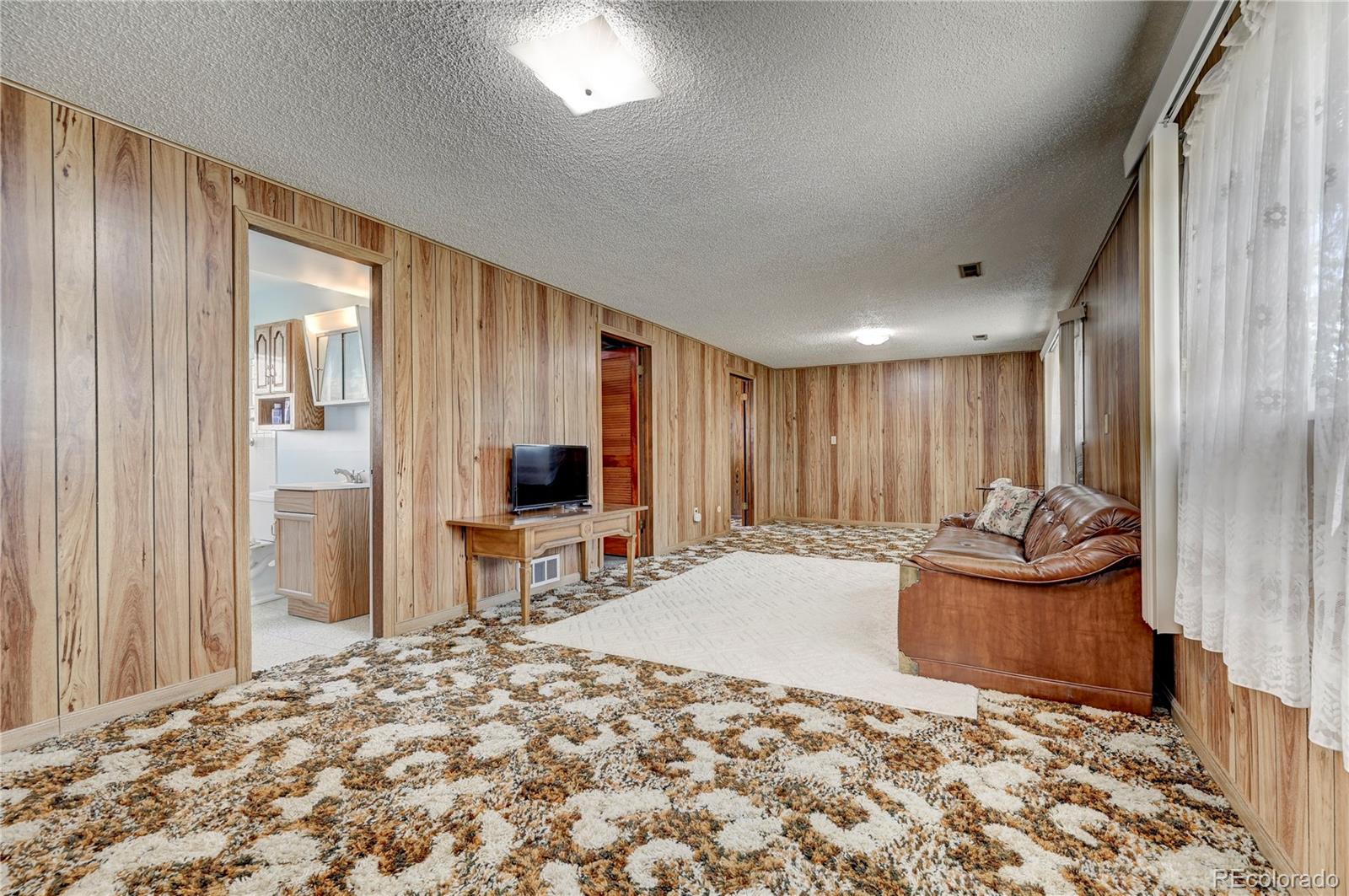 7205 Metropolitan Street