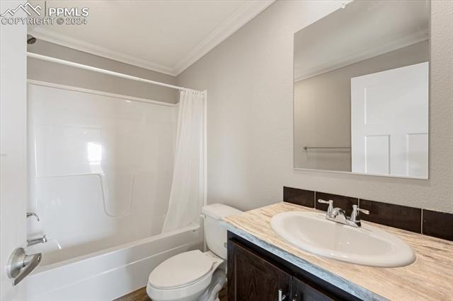 21165 CALLE PACIFICO Point