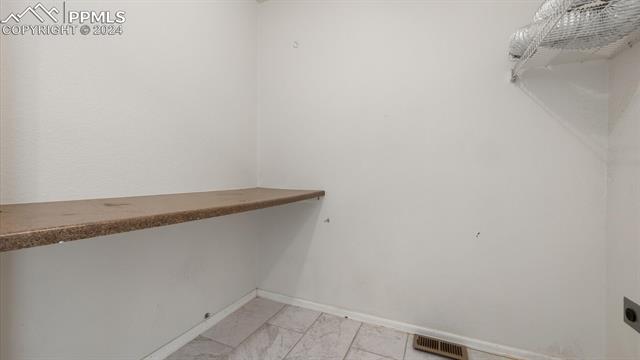 7476 Wind Haven Trail