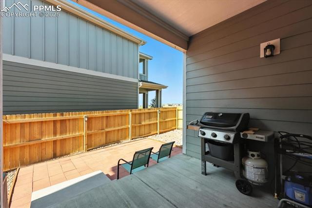 7646 Sun Shimmer View