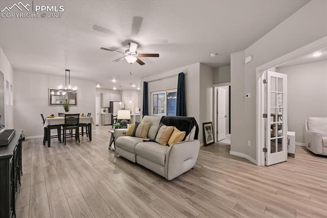 7646 Sun Shimmer View