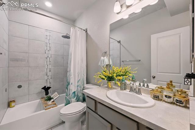 7646 Sun Shimmer View