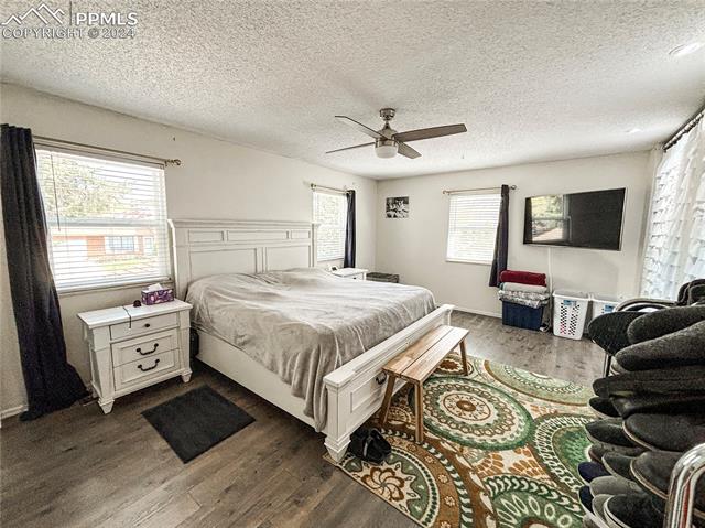 5561 Mosquito Pass Drive