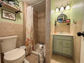 5561 Mosquito Pass Drive