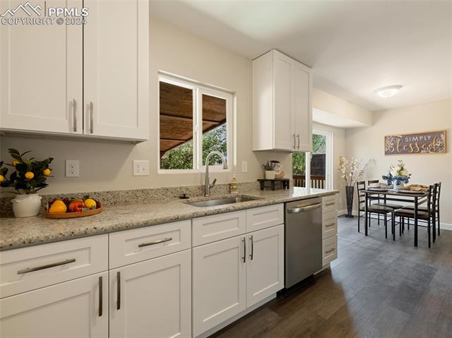 2128 El Camino Meseta