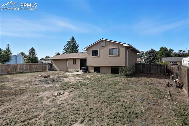 6735 Goldfield Drive