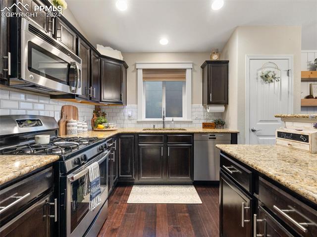 11921 Eagle Crest Court