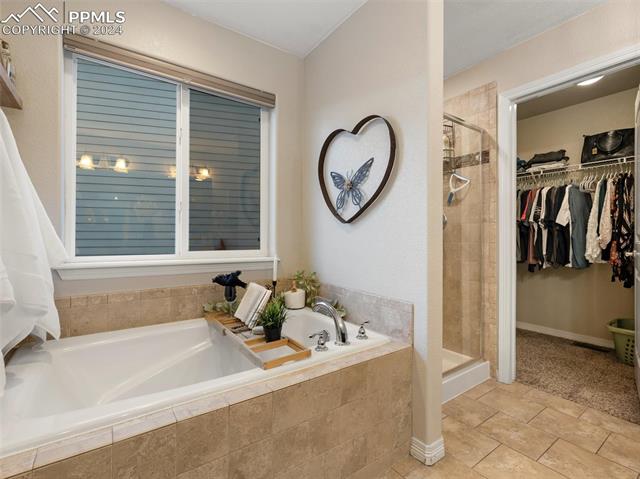 11921 Eagle Crest Court