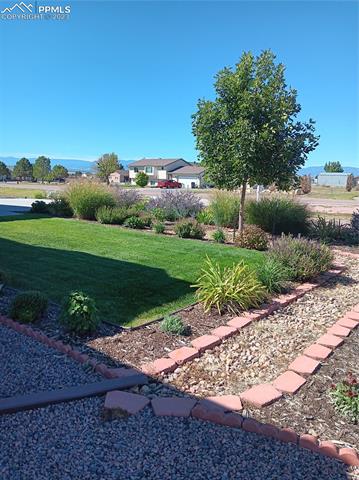 968 S Avenida Del Oro E