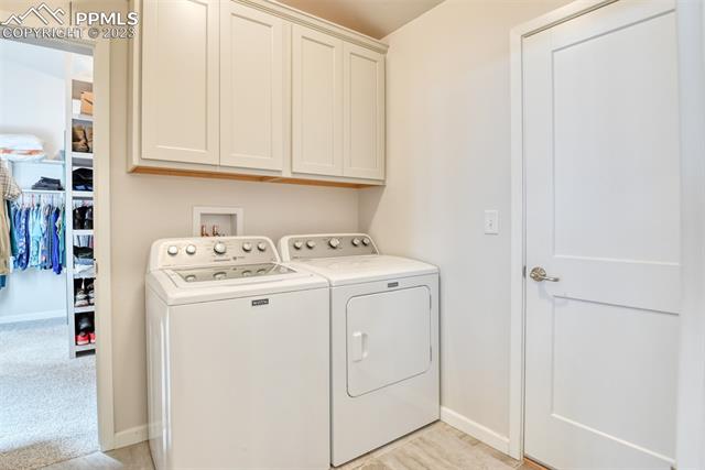 968 S Avenida Del Oro E