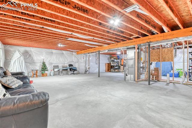 968 S Avenida Del Oro E