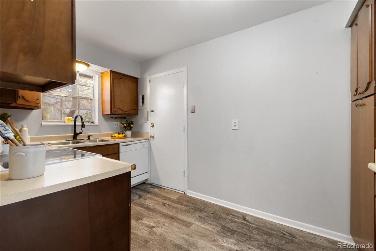 2902 Airport Road Unit: 203